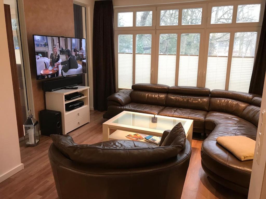 Exclusive Fewo In Warnemuende, 150M To The Beach, 2 Bathrooms, 2 Bedrooms, Sauna, Wifi And Much More. Росток Екстериор снимка